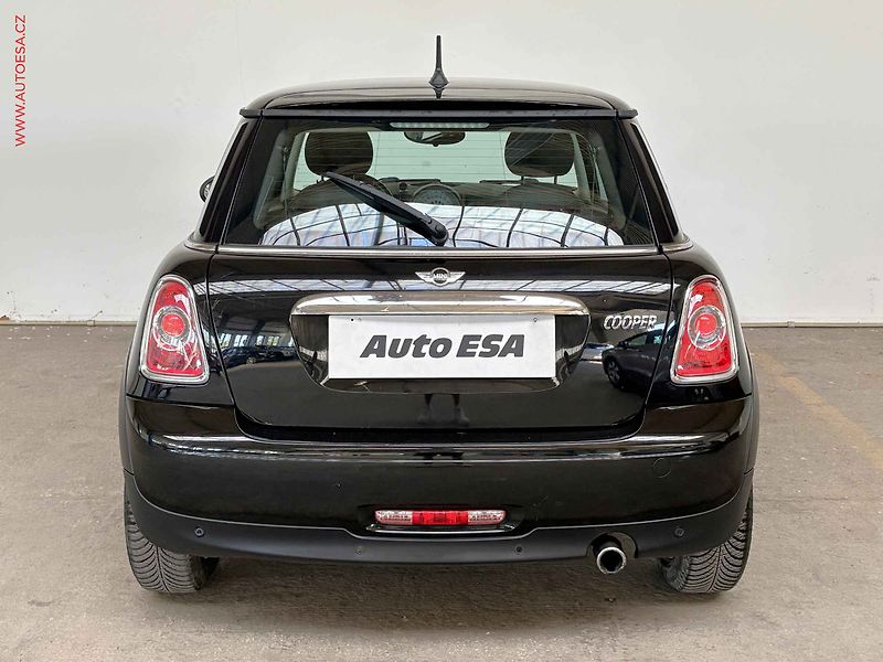 Mini Cooper (2011) 1.6 i, Výhřev sed - fotka 5 z 14
