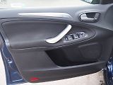 Ford S-MAX (2010) 2.0 TDCI, 120 kW, 7 míst - náhled 9