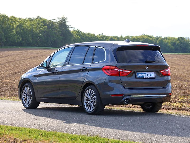 BMW Řada 2 1,5 216d Automat CZ Kůže LED - fotka 5 z 36