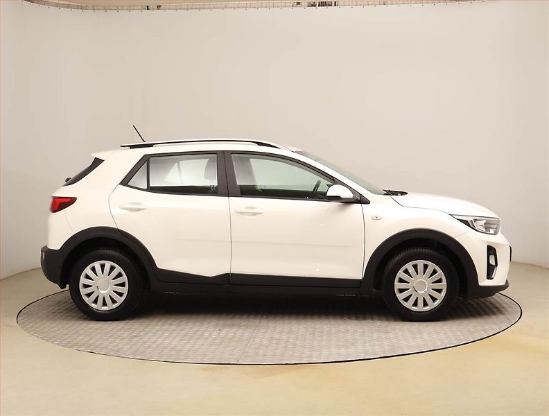 Kia Stonic (2020) 1.25 CVVT, ČR,1.maj - fotka 6 z 22