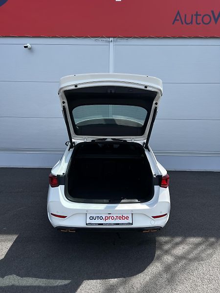 Cupra Leon 1.4 TSI e-Hybrid 150kW TZ DPH - fotka 28 z 28