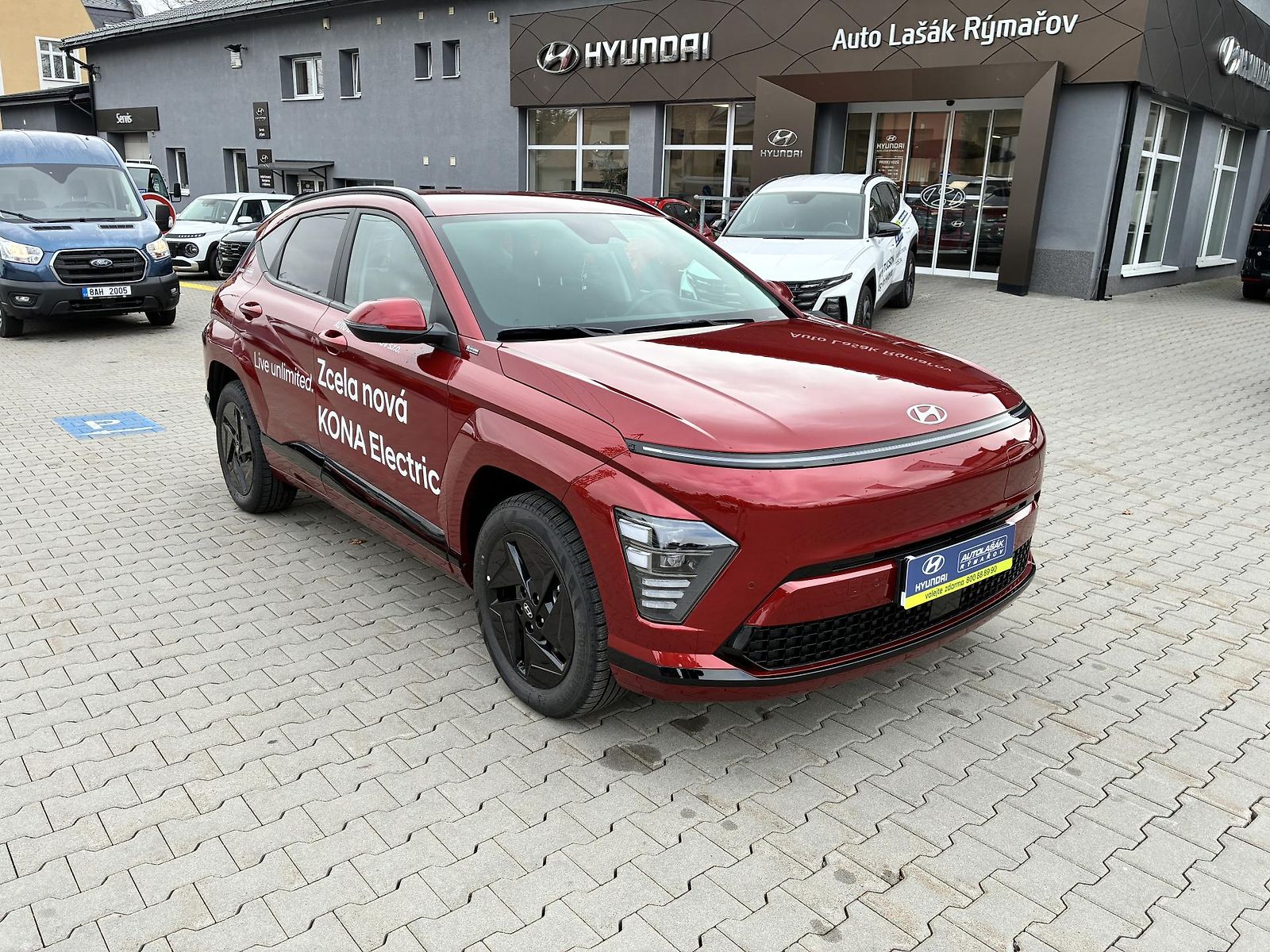 Hyundai Kona EV 65kWh 150KW  REZERVACE
