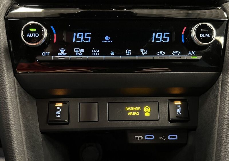 Toyota Yaris Cross 1.5 Hybrid AT GR SPORT TECH 13 - fotka 10 z 20