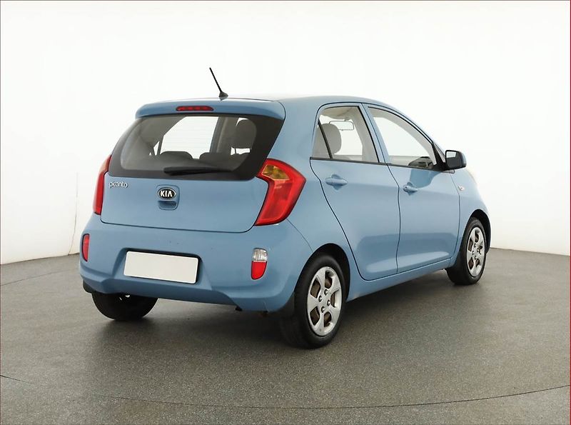 Kia Picanto (2013) 1.0, po STK, pěkný stav - fotka 5 z 12
