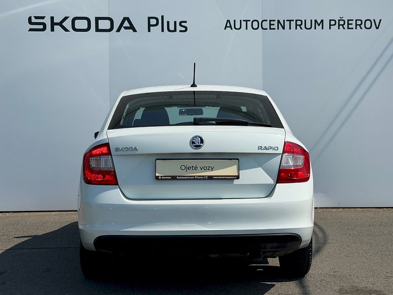 Škoda Rapid (2015) 1.2TSI 81KW AMBITION - fotka 29 z 30