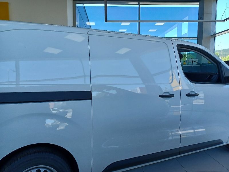 Opel Vivaro (2026) Van L1 (M) 2,2 CDTI 150k MT6 - fotka 10 z 27