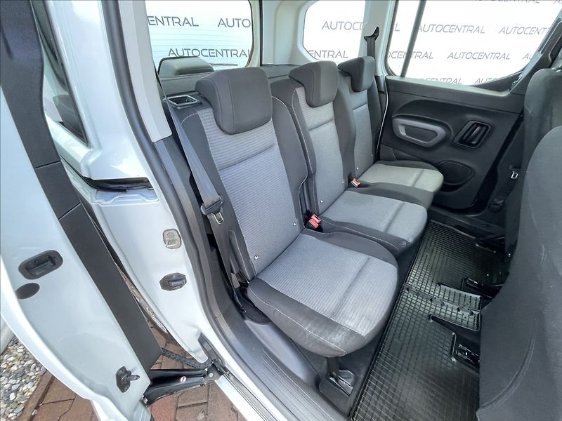 Toyota ProAce City Verso 1,2 i,81kW,STK 2/28 - fotka 20 z 21