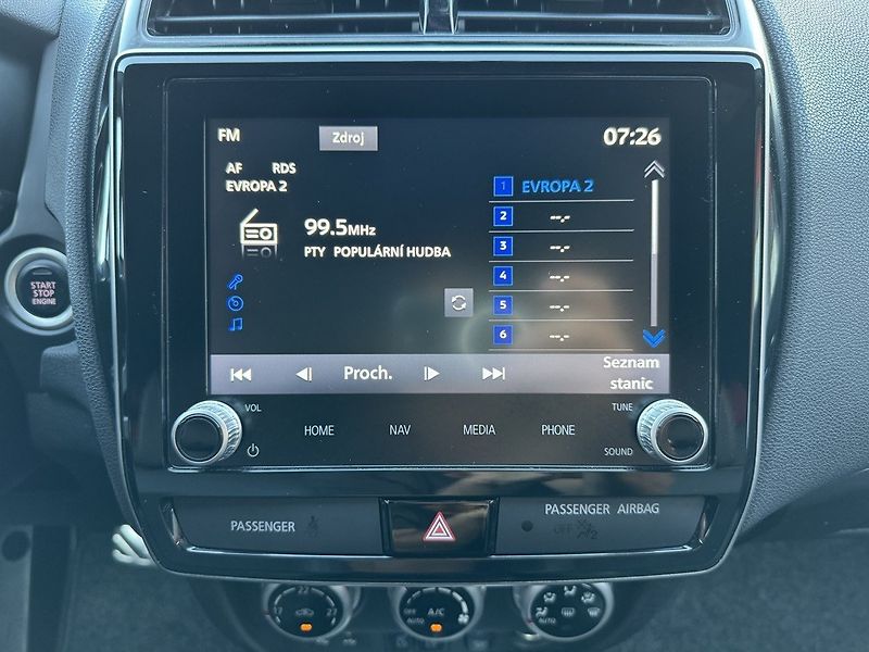 Mitsubishi ASX (2021) 2.0i Mivec Automat LED Kamera - fotka 13 z 50