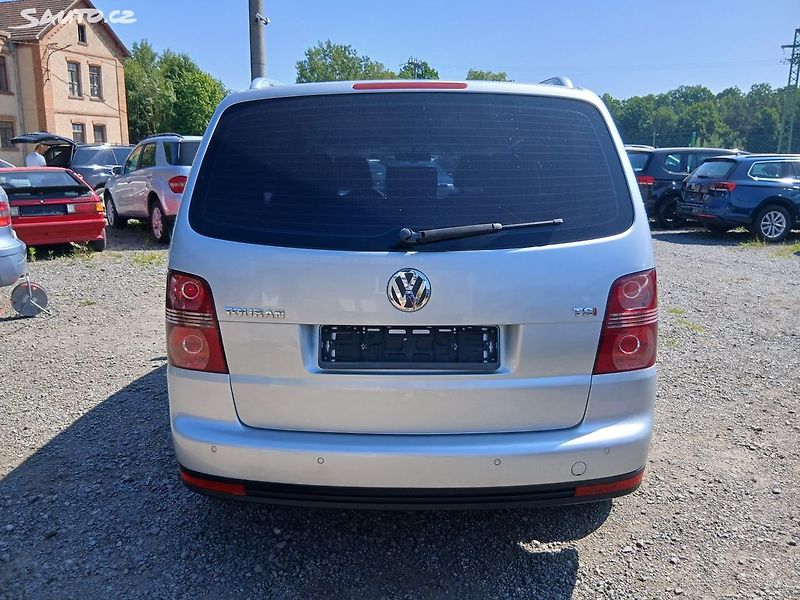 Volkswagen Touran 1.4 TSI, ALU, - fotka 10 z 30
