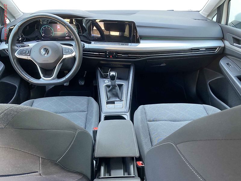 Volkswagen Golf (2022) 2.0 TDi, ČR, Life, LED - fotka 8 z 18