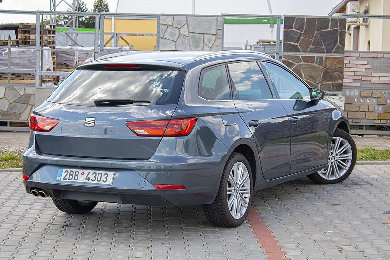 Seat Leon Xcellence - fotka 5 z 31