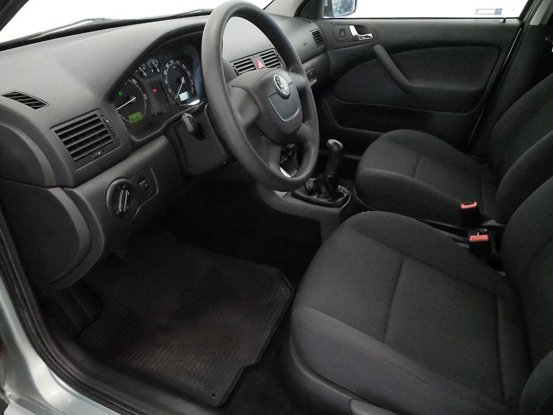 Škoda Octavia - fotka 14 z 22