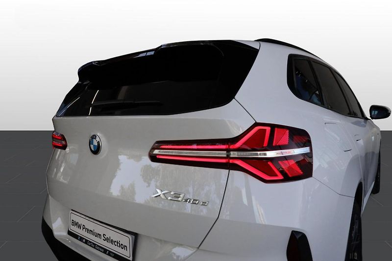 BMW X3 xDrive 40d - fotka 20 z 30