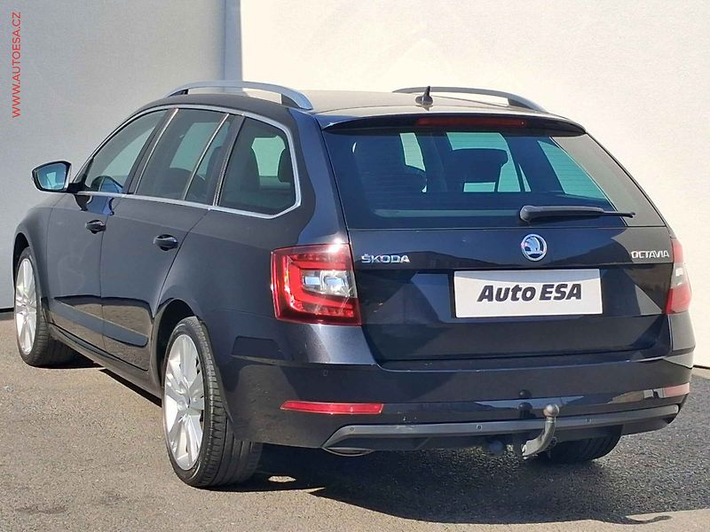 Škoda Octavia (2018) 2.0 TDi, Style. LED, +sada - fotka 6 z 19