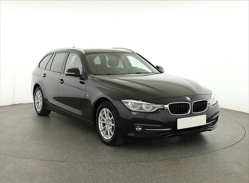 BMW Řada 3 (2017) 318 d, Automat, Serv.kniha - fotografie inzerátu