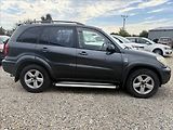 Toyota RAV4 2,0 D-4D 4X4 TAŽNÉ - náhled 3