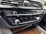 BMW Řada 5 (2017) 520d xdrive Sportline kombi - náhled 16