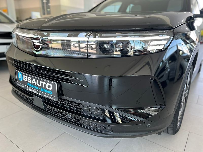 Opel Grandland GS Hybrid 1,2T 145k Automat+ZP - fotka 3 z 30
