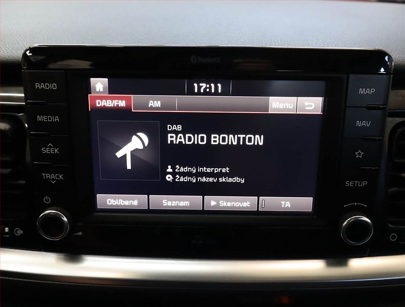 Kia Stonic (2019) 1.0 T-GDI, Automat, ČR,1.maj - fotka 13 z 24