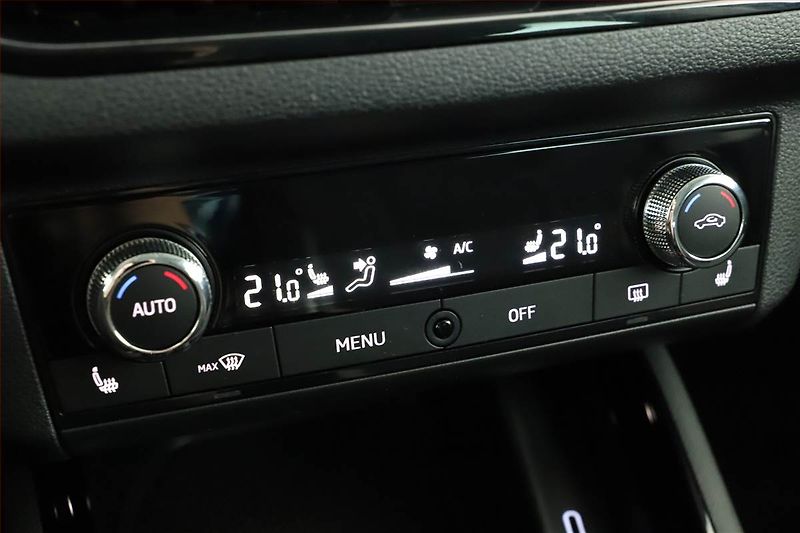Škoda Scala (2020) Style 1.5 TSI, Tempomat - fotka 13 z 14