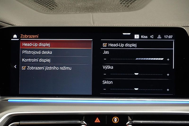 BMW X5 Xdrive40d,ČR,1.MAJ,DPH,7míst - fotka 44 z 47