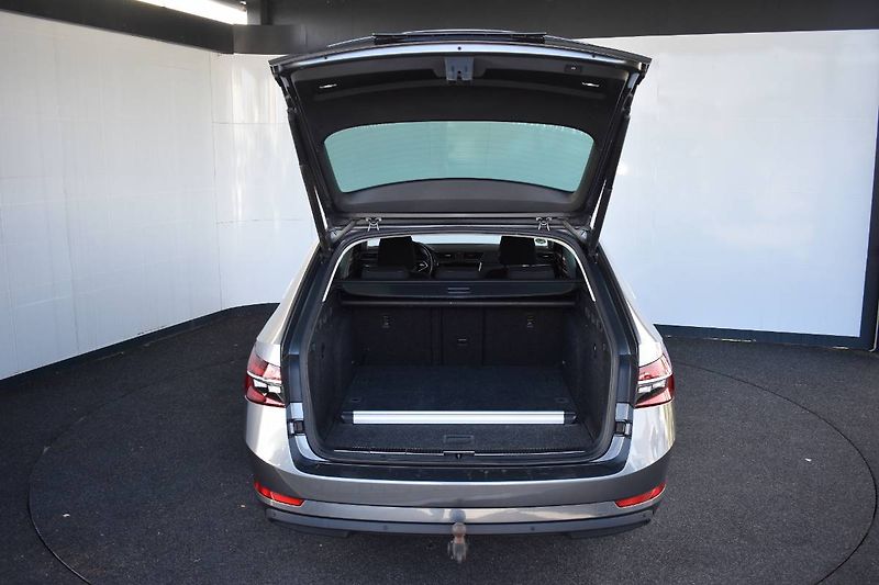 Škoda Superb (2022) 2.0TDI 110kW, DSG, Webasto - fotka 10 z 30