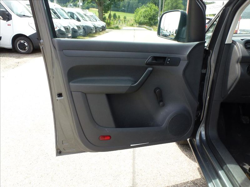 Volkswagen Caddy 1,6 TDI  Econo - fotka 16 z 51