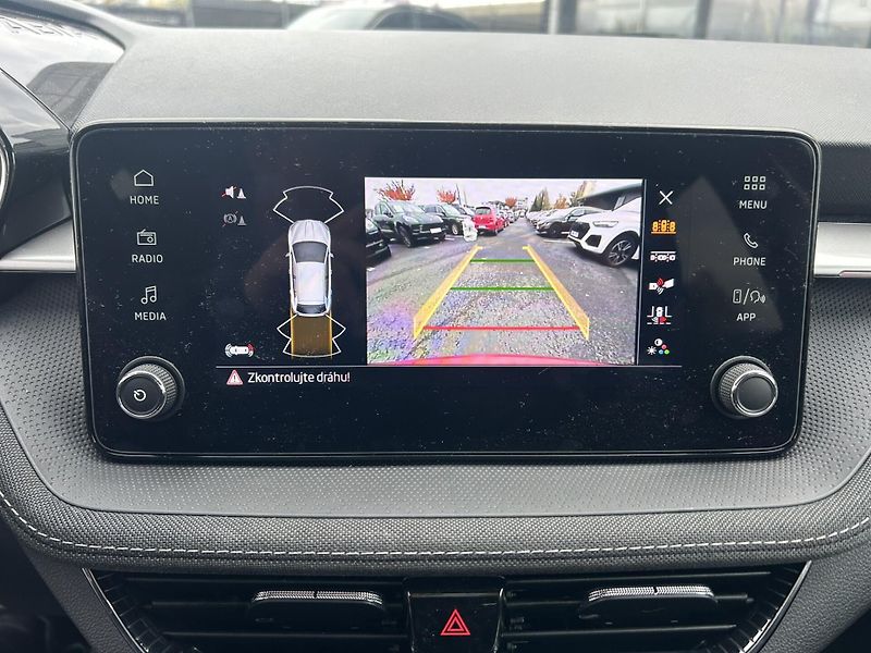 Škoda Fabia 1.0TSi 70kW Top Selection - fotka 18 z 25