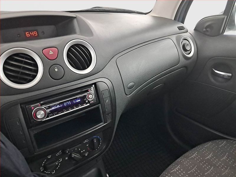 Citroën C3 (2007) 1.1 i, ČR,1.maj, po STK - fotka 12 z 15