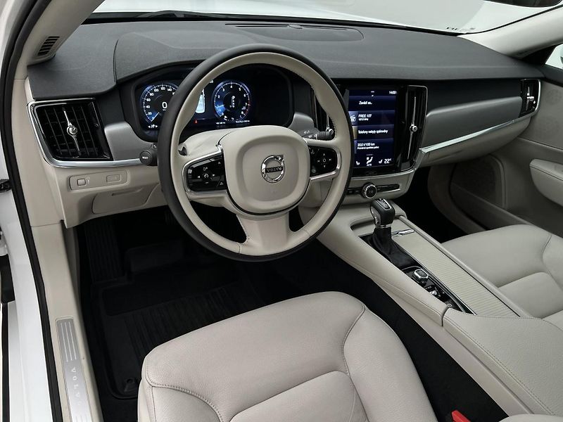Volvo S90 (2020) VOLVO S90 POLESTAR, T5, 2020 - fotka 3 z 6