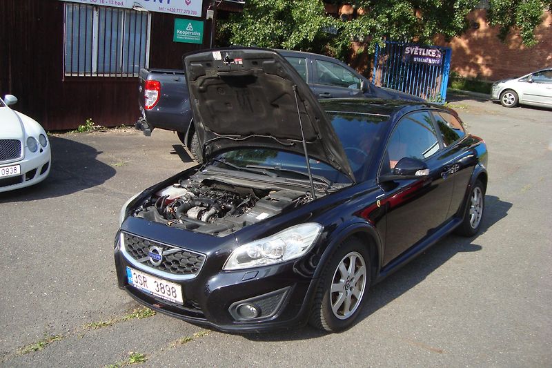 Volvo C30 (2010) 1.6d - fotka 17 z 63