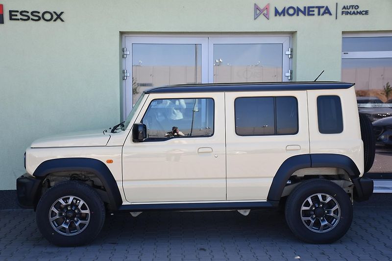 Suzuki Jimny 1,5 GLX AUTOMAT  - fotka 11 z 36