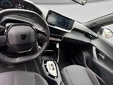 Peugeot 2008 (2026) STYLE Hybrid 110 e-DCS6 - náhled 10