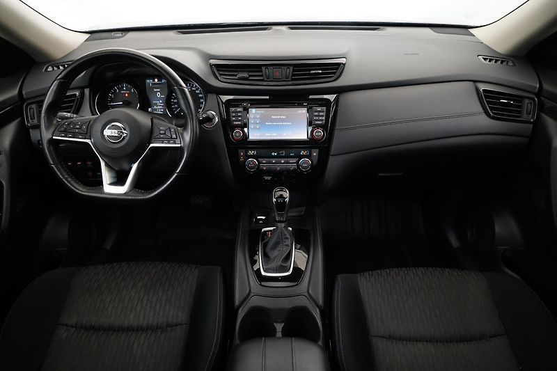 Nissan X-Trail - fotka 5 z 27