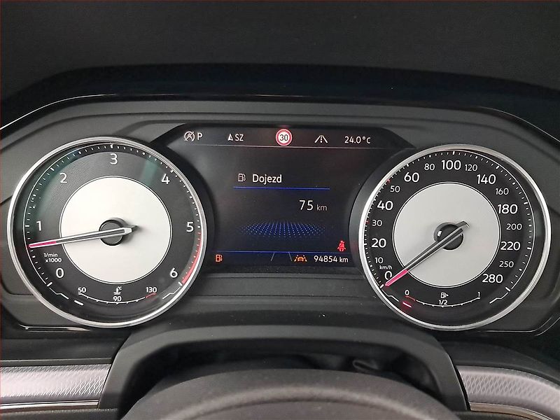 Volkswagen Touareg (2020) 3.0 TDI, 4x4, Vzduch, ACC - fotka 11 z 34
