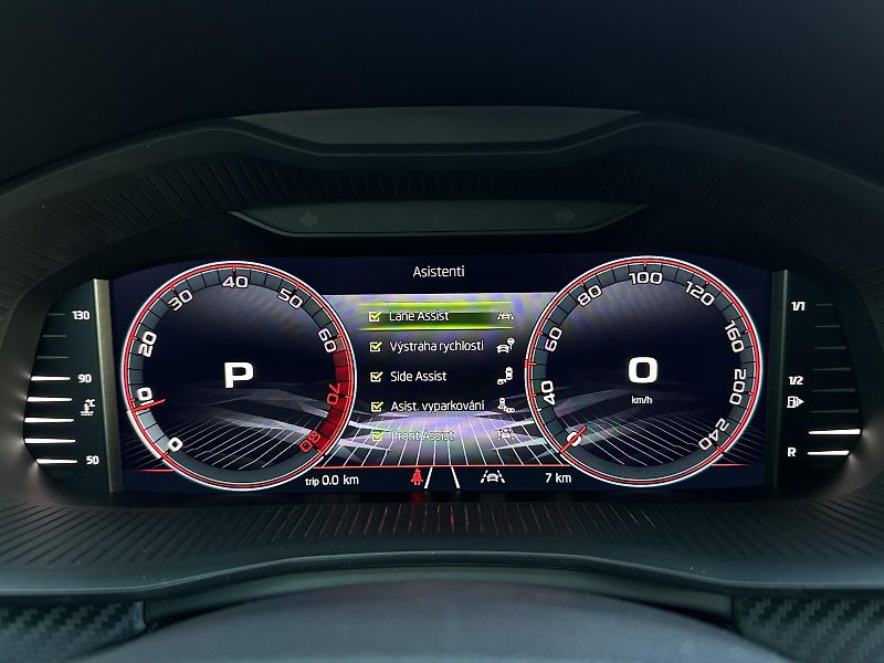 Škoda Kamiq 1.5TSi DSG Monte Carlo 150PS M - fotka 23 z 48