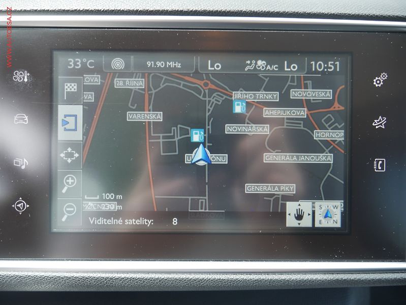 Peugeot 308 (2016) 1.6HDI, navi, autoAC - fotka 17 z 18
