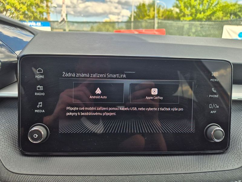 Škoda Fabia 1,0 TSI 85kW Top Selection, zá - fotka 20 z 27