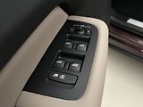Volvo XC60 B5 AWD DARK PLUS RECHARGE CZ - náhled 43