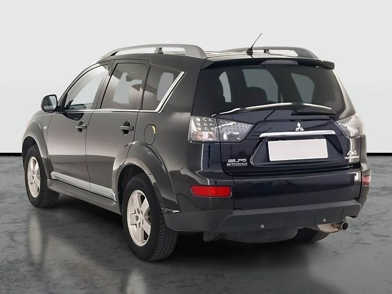Mitsubishi Outlander (2009) 2.4 MIVEC, LPG, 4X4, Automat - fotka 4 z 21