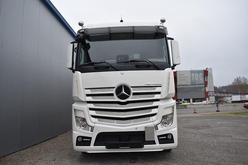 Mercedes-Benz Actros 2548 6x2 prachotěsná skříň - fotka 2 z 18