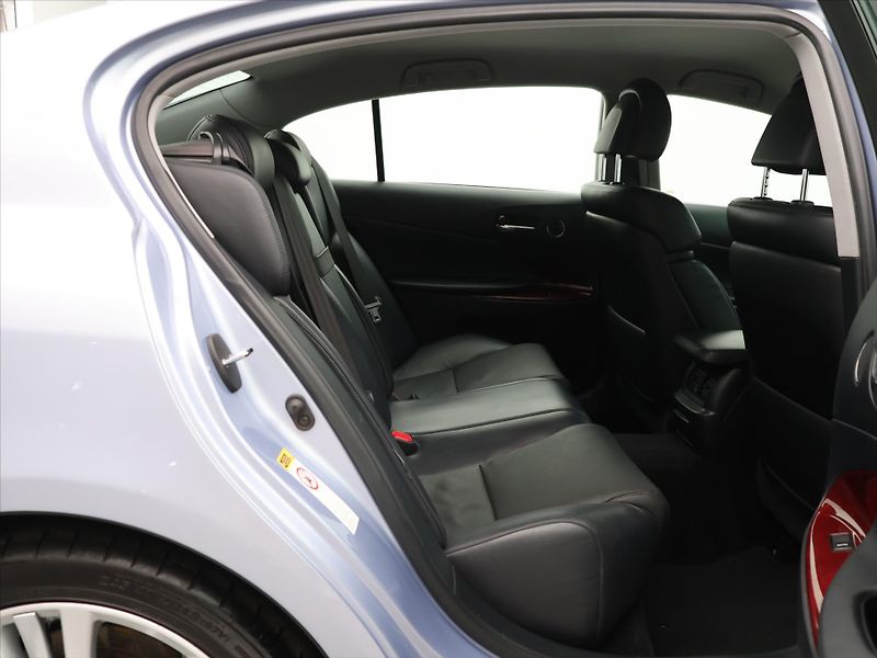 Lexus GS 450h 3.5 HYBRID 218kW CZ Navi - fotka 13 z 34