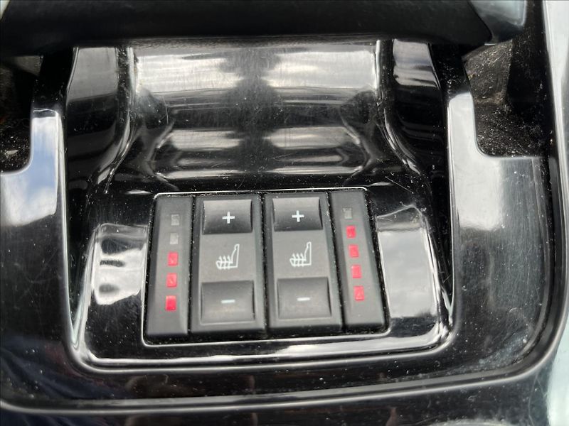 Ford S-MAX 2,0 TDCi 7.MÍST KLIMA 2x KOLA - fotka 21 z 41