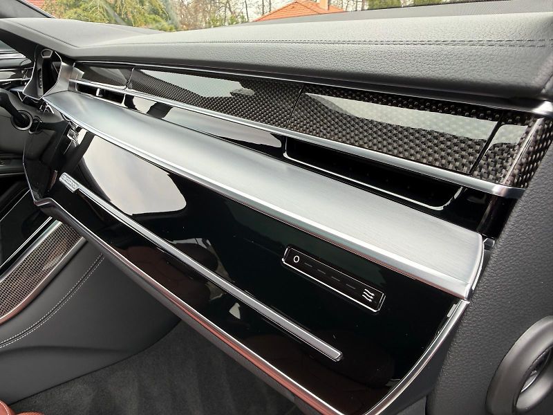 Audi S8 (2026) MAX výbava - fotka 21 z 22