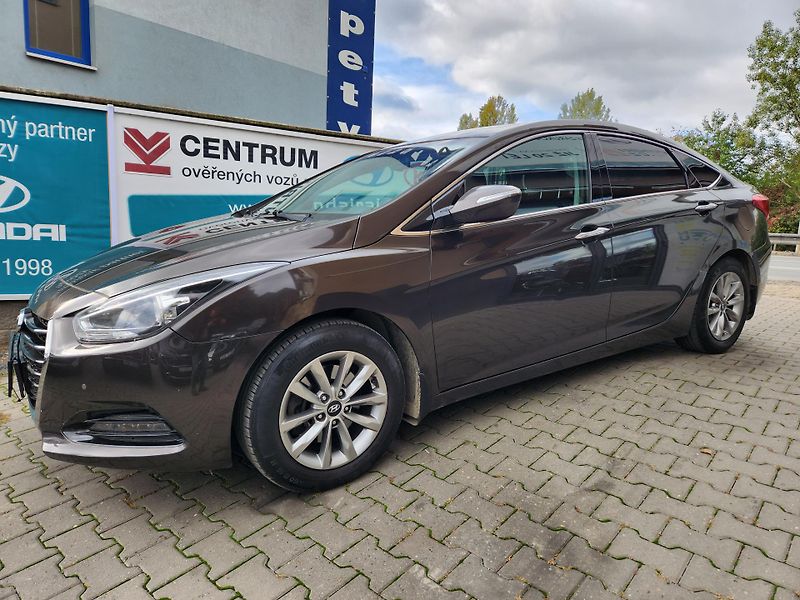Hyundai i40 1.7-NOVÁ SPOJKA-AUT.KLIMA - fotografie inzerátu