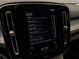 Volvo XC40 T3 MOMENTUM REZERVACE - náhled 38