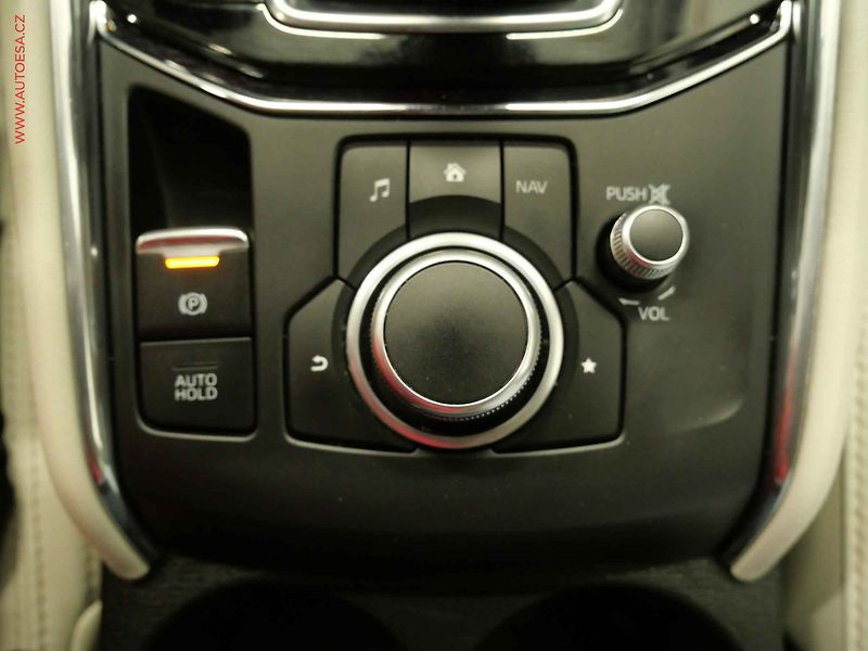 Mazda CX-5 (2019) 2.5 4x4, 2.maj,ČR, AT, kůže - fotka 19 z 23