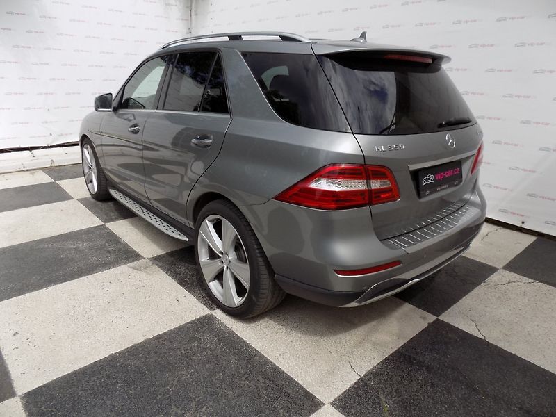 Mercedes-Benz Třídy M (2015) 350d/4-Matic/LED/ČR/DPH/ - fotka 3 z 50