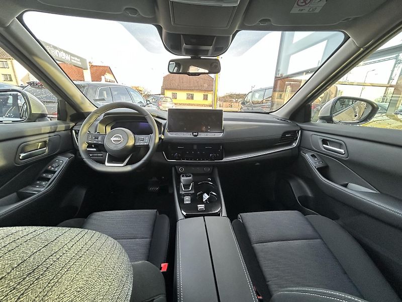 Nissan X-Trail N-Connecta 1.5AT(163K)  7 míst - fotka 9 z 10