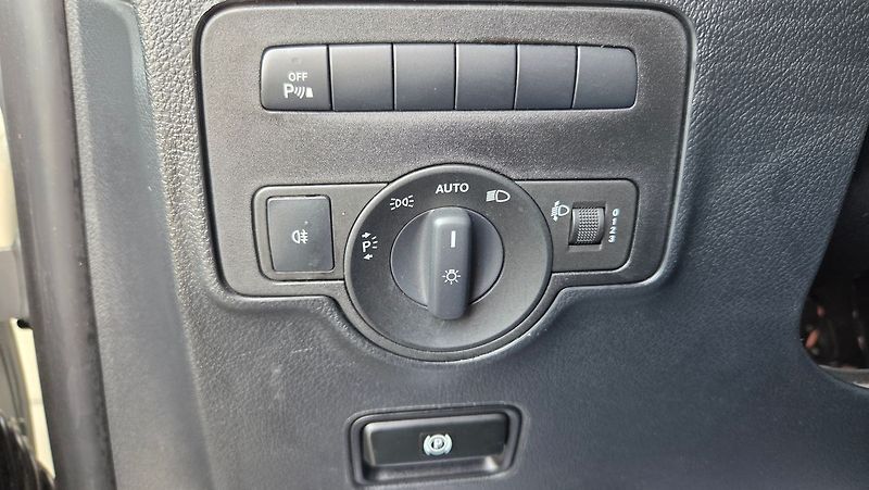 Mercedes-Benz Vito 116 CDI/L, kamera, senzory - fotka 14 z 17